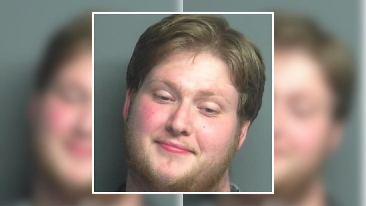 Operativo en Texas termina con un hombre arrestado por pornografía infantil y dos niños rescatados