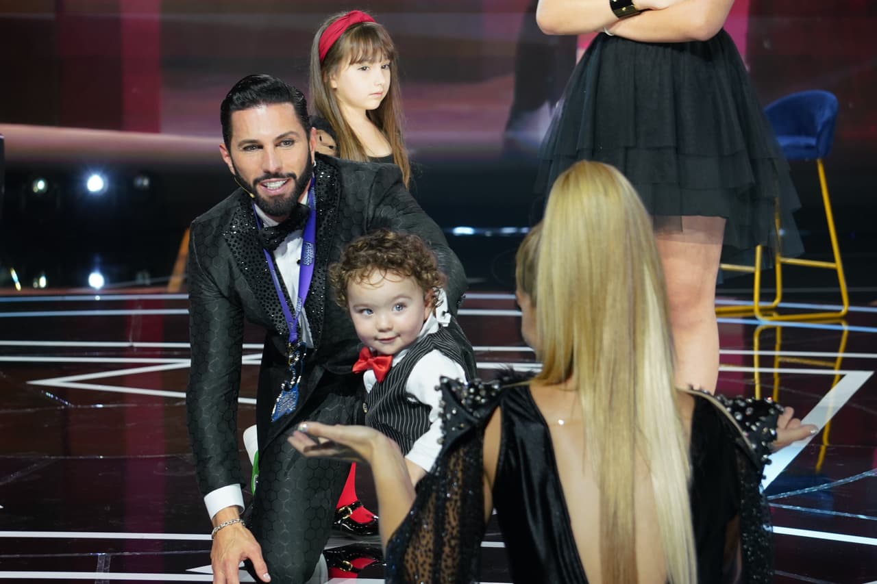 Poncho también pudo atestiguar los primeros pasos de su hijo Toñito, a quien durante más de dos meses y medio dejó de ver.