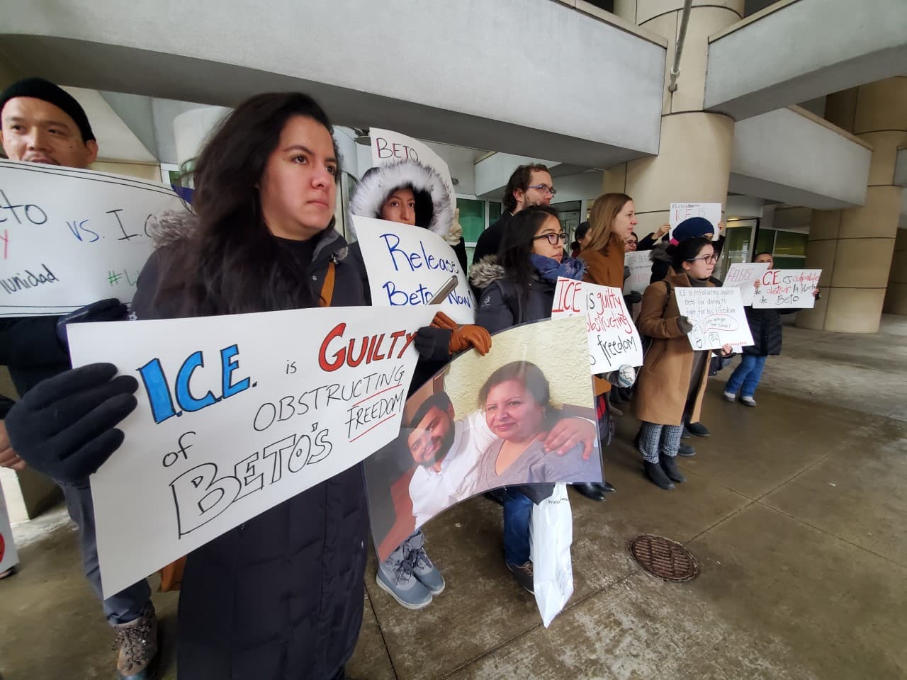 Familiares, activistas y un abogado anunciaron que interpondrán una demanda a nombre de Jesús Alberto López, el joven que desde hace meses, se encuentra en un centro de detención, Freeborn County Jail, en Minnesota.