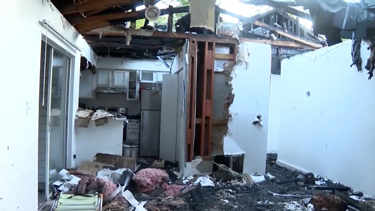 Una estudiante de Georgia lo pierde todo luego de que un rayo incendiara por completo su apartamento