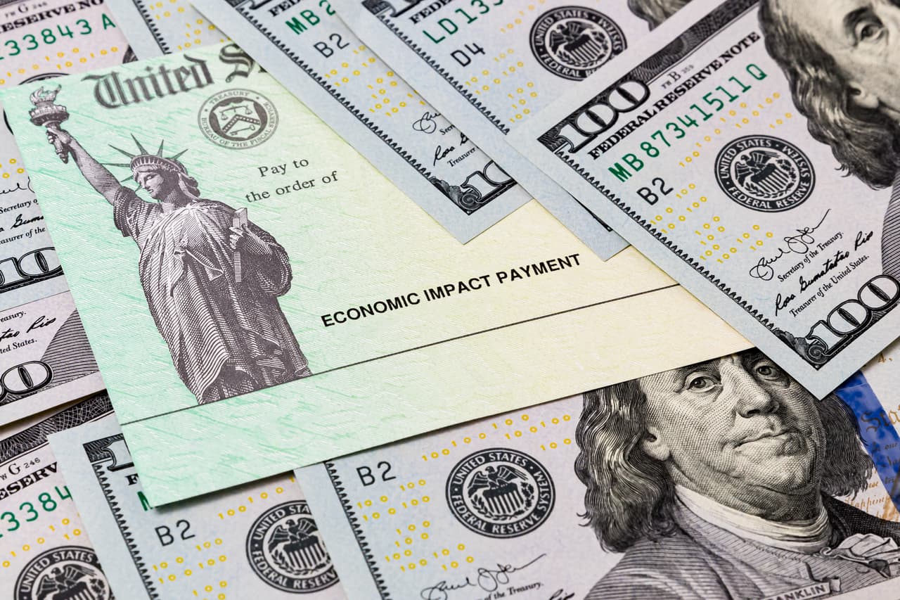 <b>¿Cuánto deben ser los ingresos anuales máximos?</b>
<br>Los ingresos anuales por trabajo no deben superar los $30,000. 
<br>