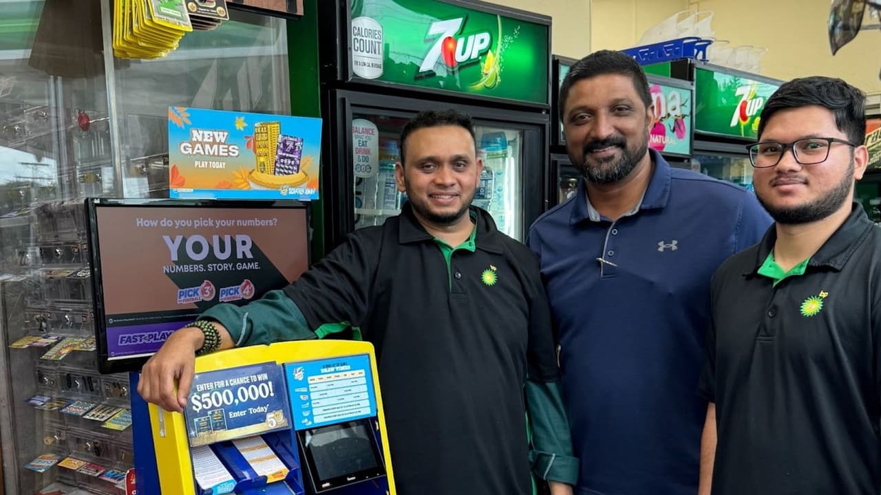 Gasolinera cerca de Chicago vende tercer boleto ganador de la Lotería de Illinois 