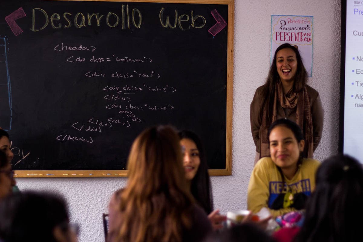 Laboratoria ya tiene más de 200 egresadas.