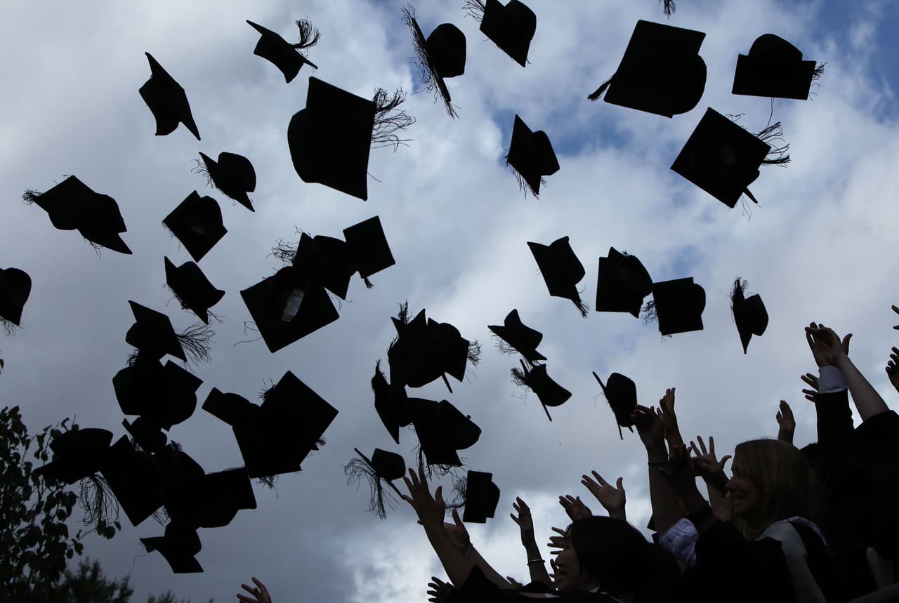 Estudiante de 17 años es aceptada en 20 universidades y le ofrecen más de un millón de dólares en becas