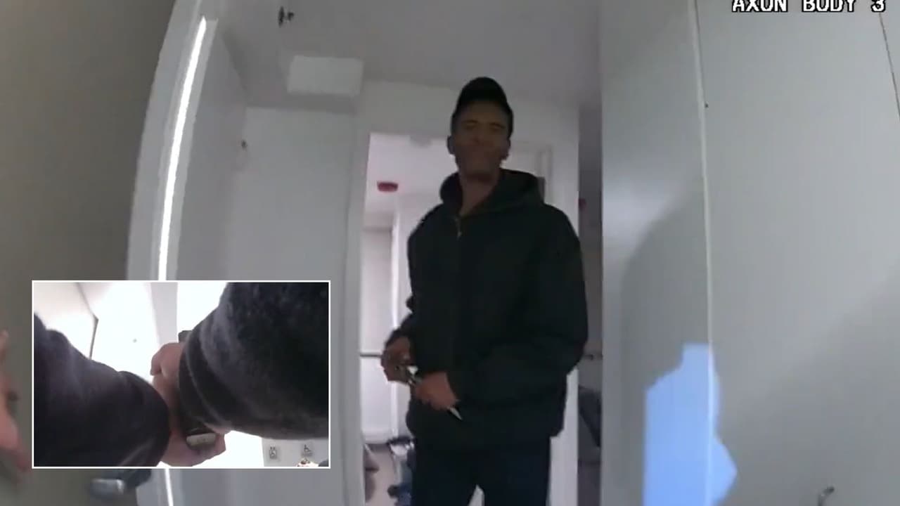 "Tenía un cuchillo en la mano": Una llamada al 911 por un "disturbio" termina con un hombre baleado por la policía 
