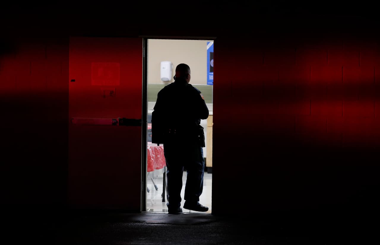 "Ha demostrado ser un pozo de odio": ¿Qué es 8chan y por qué lo relacionan al ataque contra latinos en El Paso?