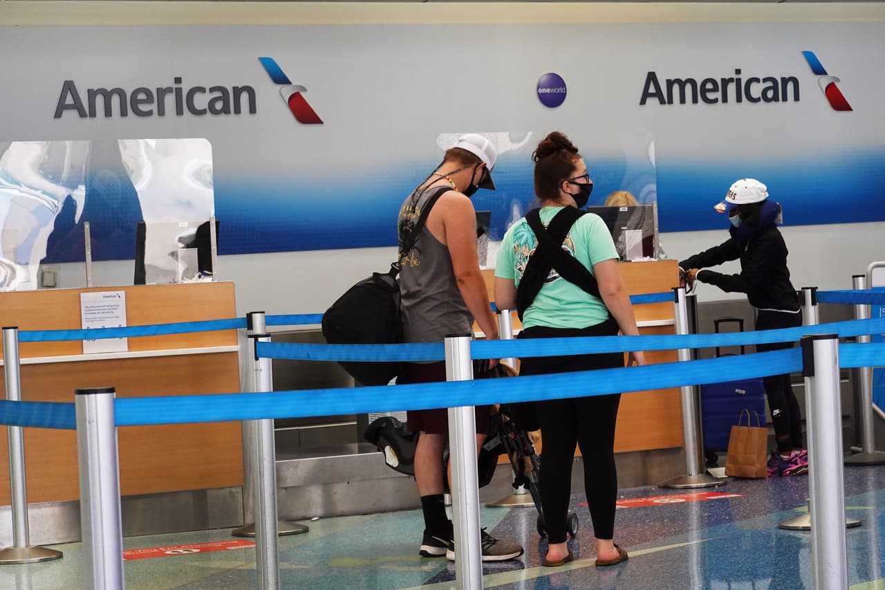 A partir del próximo miércoles 9 de diciembre los pasajeros que salgan del Aeropuerto Internacional Fort Lauderdale-Hollywood podrán elegir hacerse un test de coronavirus. 
<br>