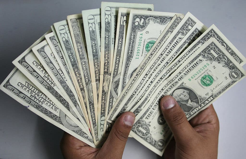 
¿Cuánto crees que deberías ganar para sentirte cómodo financieramente? Este es el número de muchos
