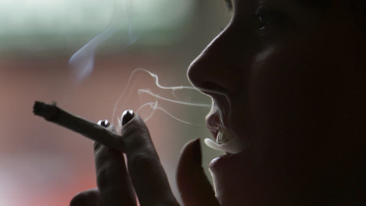 Desestimarán más de 60,000 casos por condenas de marihuana en Los Ángeles