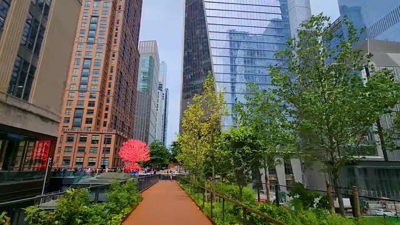 El 22 de junio autoridades abrieron el nuevo paso peatonal que conecta el High Line con el área de Moynihan en Manhattan. Tiene una extensión de 600 pies y puedes recorrer sus áreas verdes durante este fin de semana.