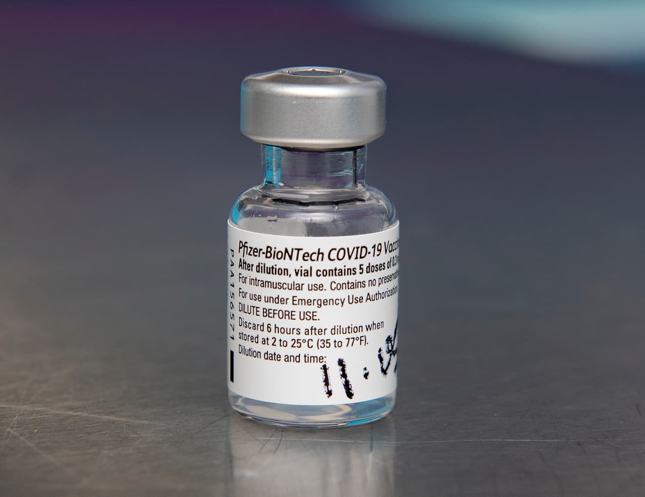 La vacuna Pfizer-BioNTech. Rusia empezó a administrar su vacuna Sputnik V el pasado sábado a miles de médicos, profesores y otras personas en Moscú. El programa se considera diferente porque este país autorizó el uso de esta inmunización tras probarla apenas en unas docenas de personas.