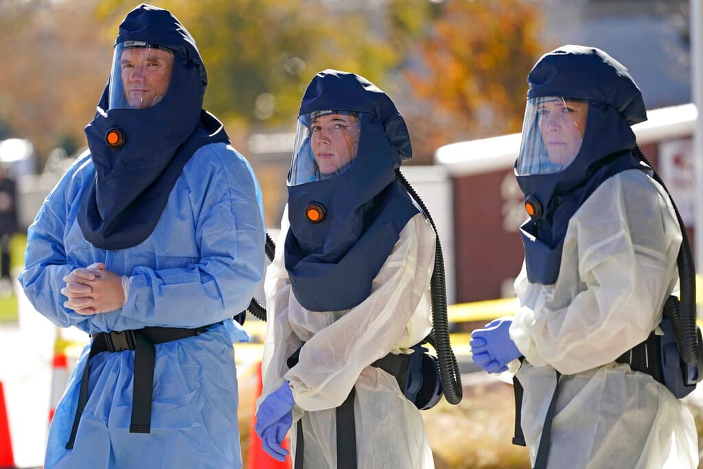 EEUU abrumado por el coronavirus: California también supera 1 millón de casos y Chicago recomienda quedarse otra vez en casa
