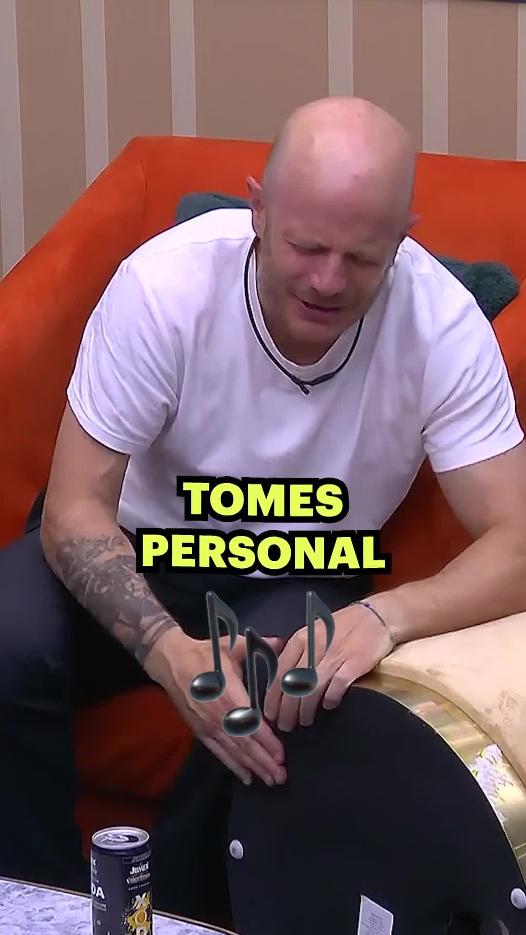 Facundo inventa canción a sus AMIGAS DOLIDAS y Ninel envía INDIRECTA