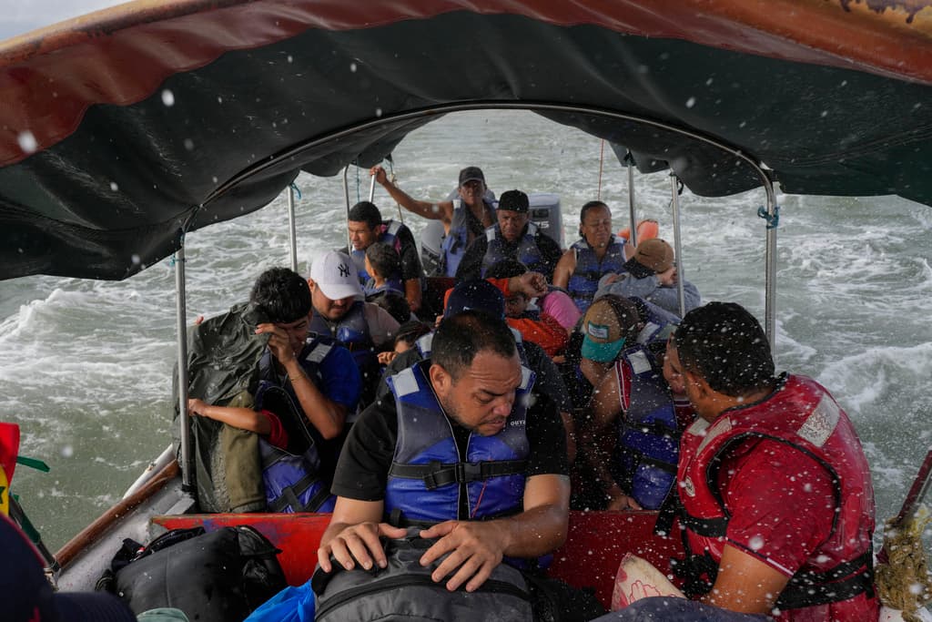 "Flujo migratorio inverso": cruzaron el Darién rumbo a EEUU pero ahora emprenden el camino de regreso a sus países