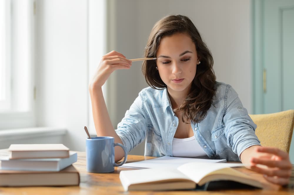 <b>Marte en Géminis</b>
<br>El tránsito de la curiosidad. Hay una gran curiosidad intelectual, deseo de leer, aprender. La palabra es fácil y fluida.
<br>