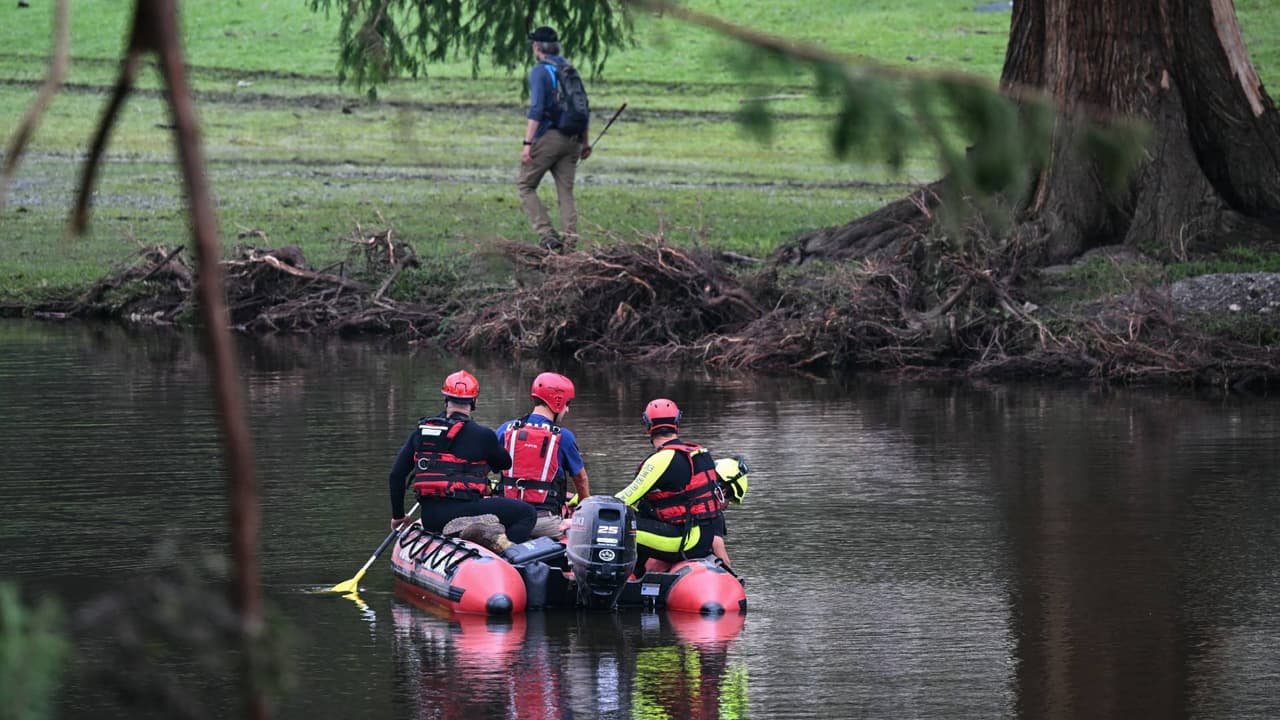 Sigue aumentando el número de muertos por creciente del río Guadalupe en Texas: las noticias del día