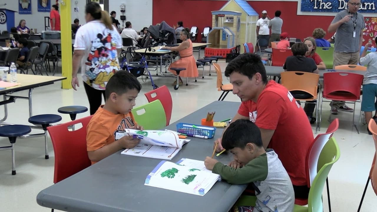 Dónde encontrar ayuda para las tareas de los niños después de las horas de escuela