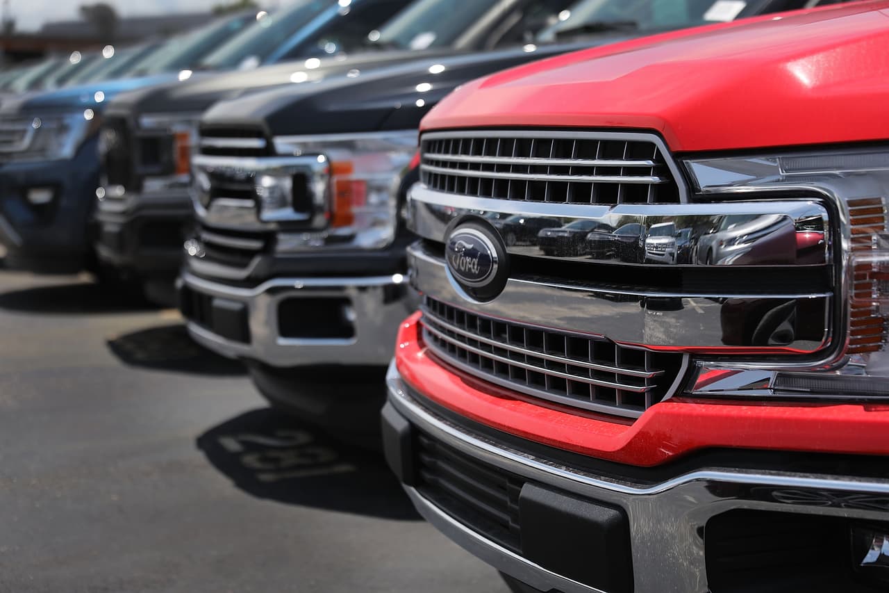 Los ladrones de vehículos ven a la camioneta F-Series como un objetivo muy deseable. Actualmente hay nuevas formas en que las personas pueden entrar en un automóvil nuevo sin romper vidrios o recurrir al cableado, lo que hace que los robos de vehículos sean más fáciles que nunca.