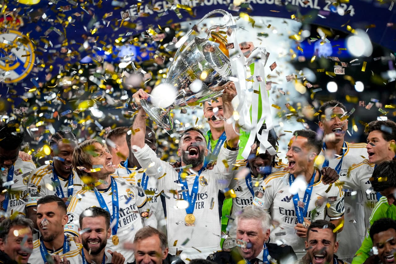 El 
<a href="https://www.tudn.com/futbol/uefa-champions-league/festejos-champions-league-15-real-madrid-catedral-santiago-bernabeu">Real Madrid celebró el 1 de junio su copa número 15 como campeón de la Champions League,</a> en esta ocasión frente al Borussia Dortmund en el legendario estadio de Wembley, en Londres.