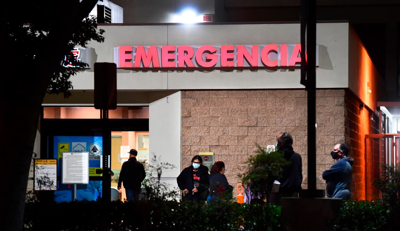 No son solo muertes por covid-19: retraso en tratamientos y cirugías, el daño invisible de la saturación hospitalaria