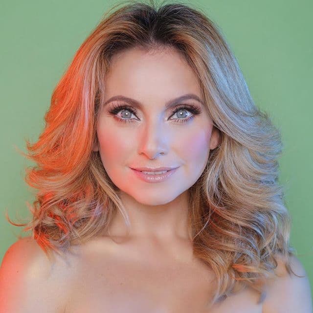 Elizabeth Álvarez fue Marcia Villaroel, la novia de Fernando. Actualmente disfruta al máximo de la maternidad junto a sus dos hijos, su última telenovela fue 'El vuelo de la victoria' en 2017.