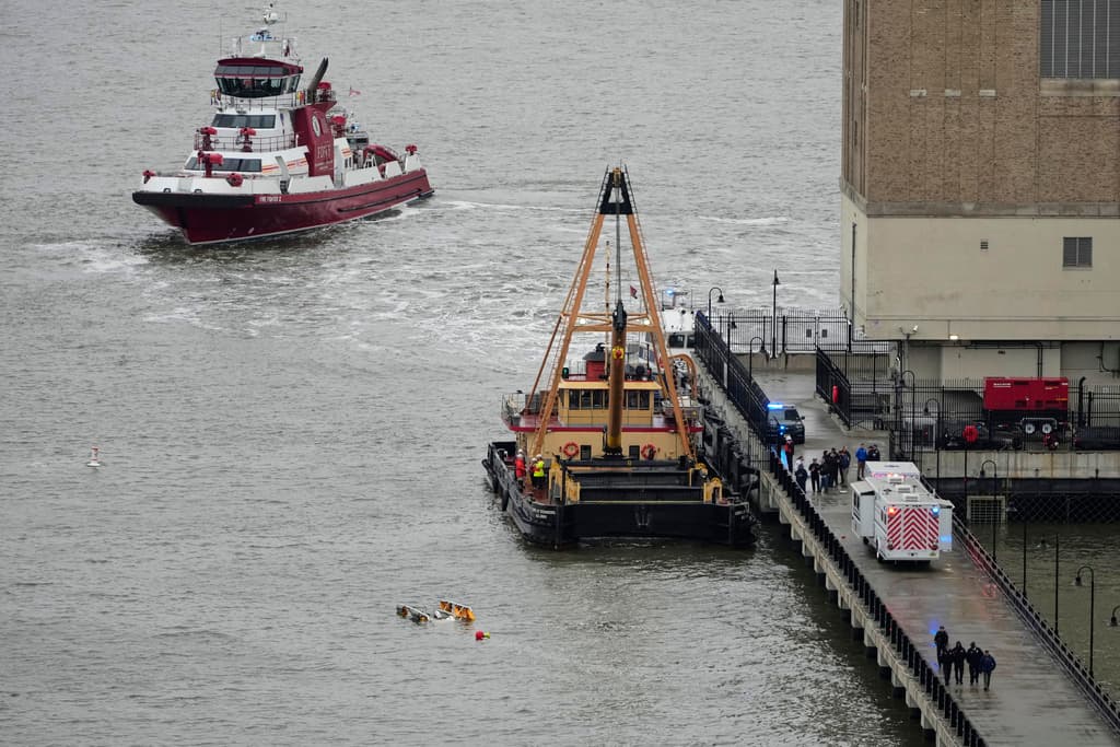 Seis muertos, incluyendo tres niños, tras el accidente del helicóptero en el río Hudson, confirman las autoridades