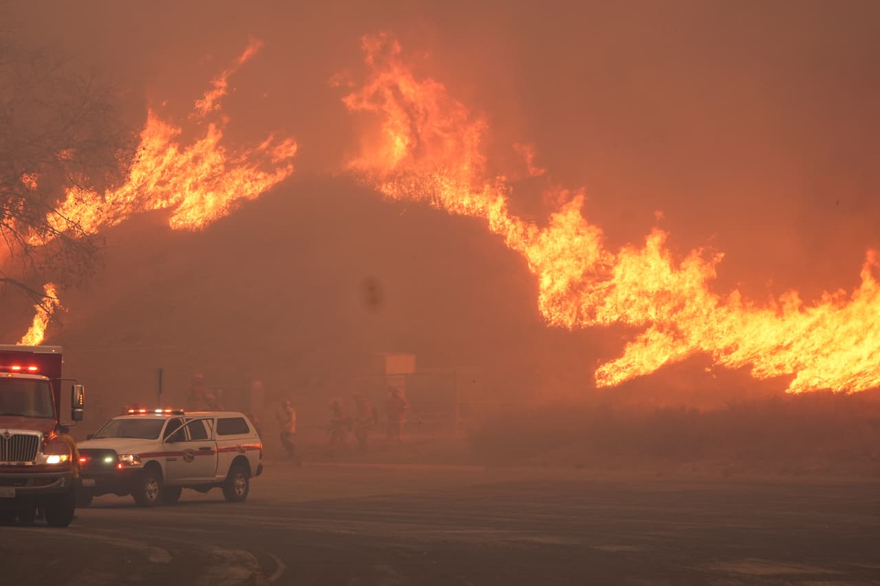 <b>Alertas activas</b>: Otras 22,000 personas se mantienen en alerta ante posibles evacuaciones.