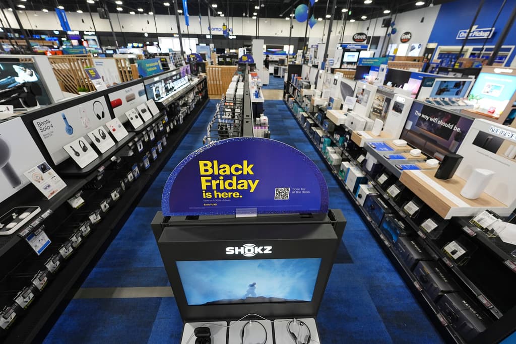 De dónde viene la tradición del Black Friday y por qué ya no generan la fiebre de compras de antes