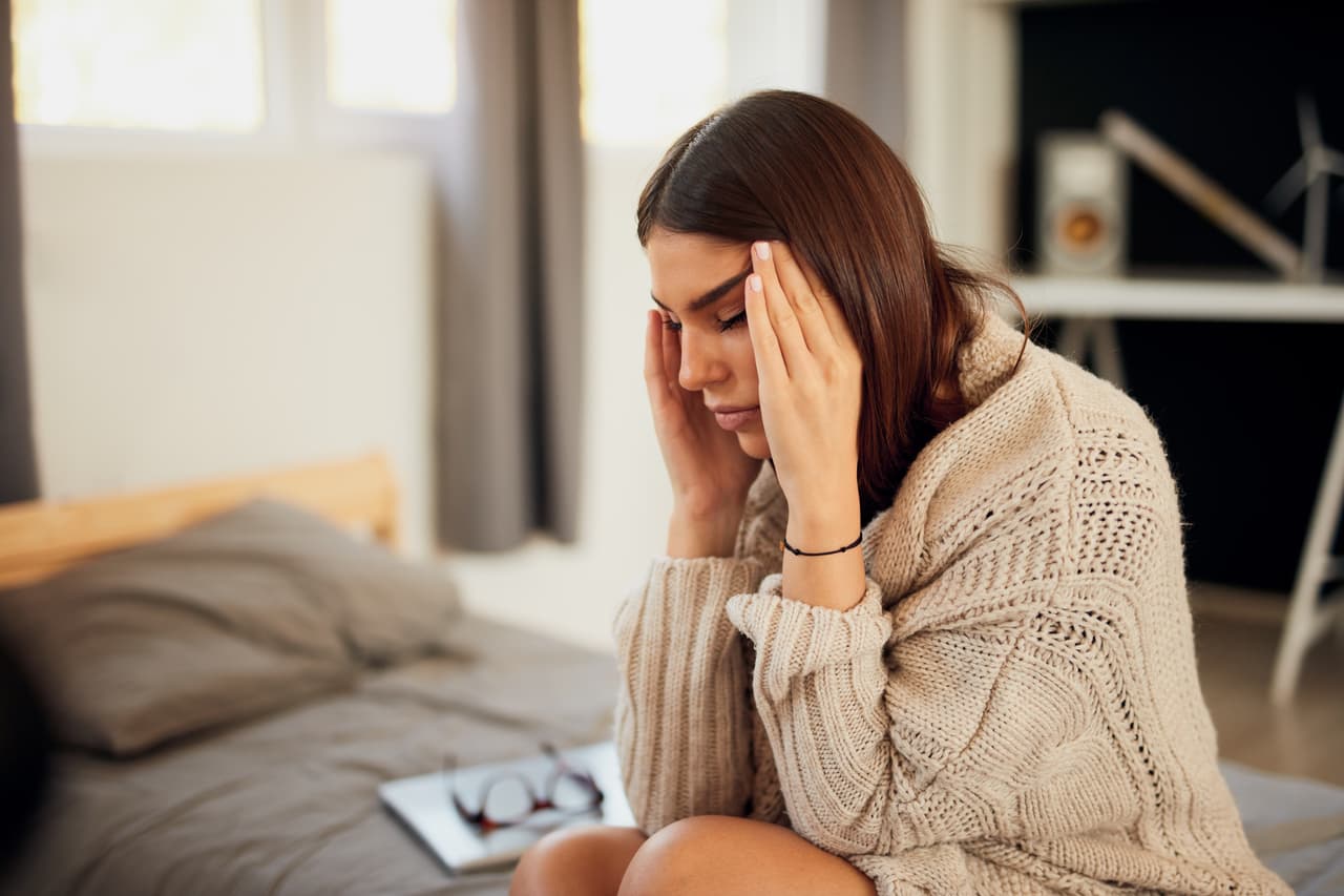 <b>EFECTOS SECUNDARIOS EN OTRAS PARTES DEL CUERPO</b>. Otros efectos pueden incluir cansancio, dolor de cabeza, dolores musculares, escalofríos, fiebre y náusea.