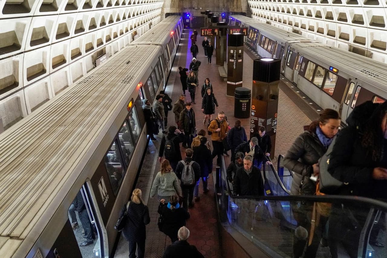 Cómo un tuit sobre el metro acabó con un negocio editorial y terminó en una demanda de $13 millones