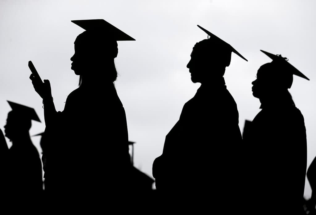 ¿Tienes préstamo estudiantil? Así puedes aplicar al nuevo programa para disminuir tu deuda o eliminarla