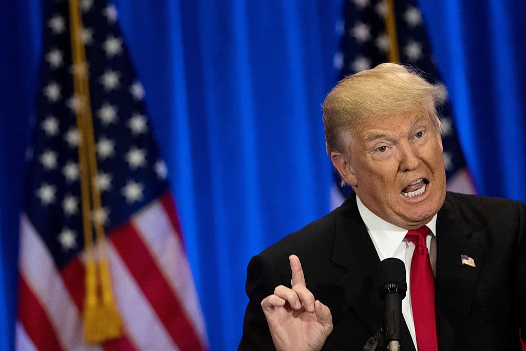 Trump amenaza con demandar al 'New York Times' por el artículo sobre acoso sexual a dos mujeres