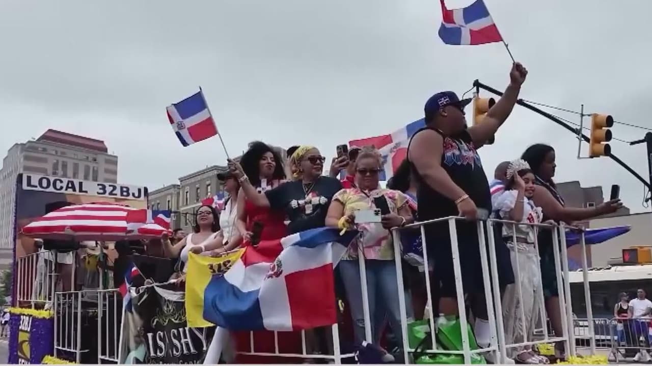 Al menos cuatro personas heridas después del Desfile Dominicano en El Bronx