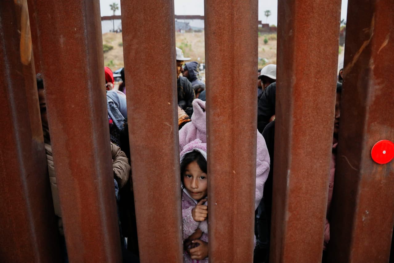 'Hablemos de Inmigración': por qué la frontera con México sigue cerrada. Te explicamos