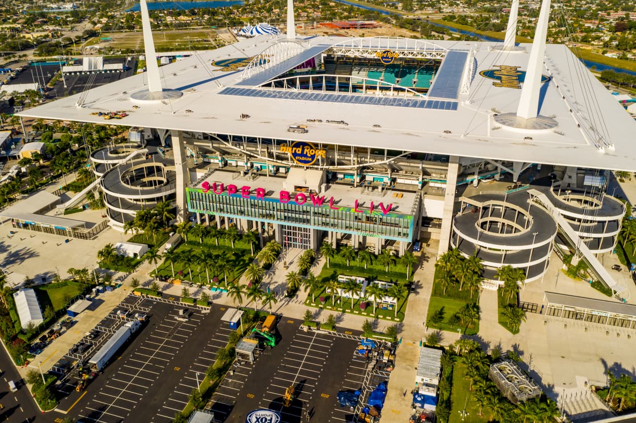 <h3 class="cms-H3-H3">Florida</h3>
<br>
<br>
<b>Ciudad: </b>Miami
<br>
<b>Estadio: </b>Hard Rock Stadum 
<br>