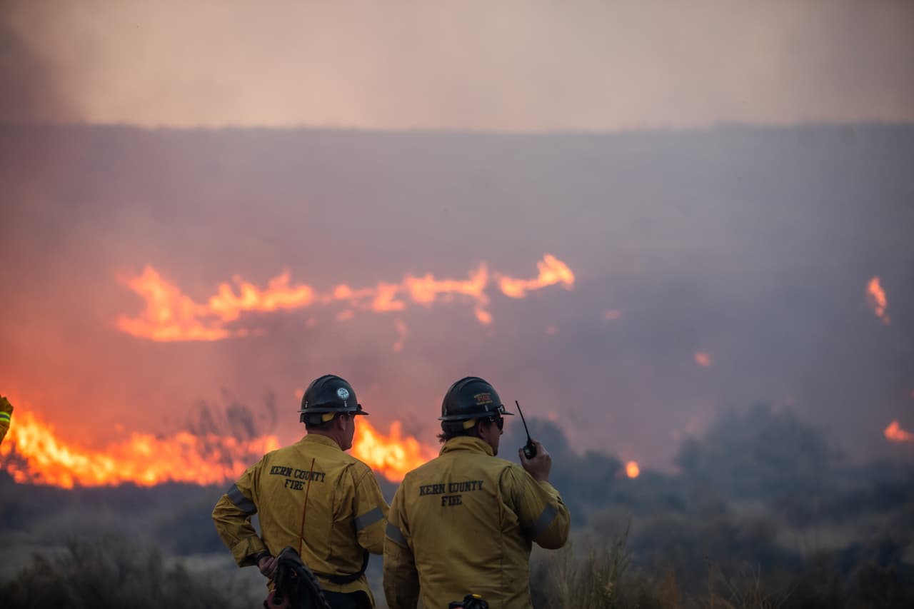 <b>Riesgo de propagación</b>: Los fuertes vientos podrían empeorar el alcance del incendio.