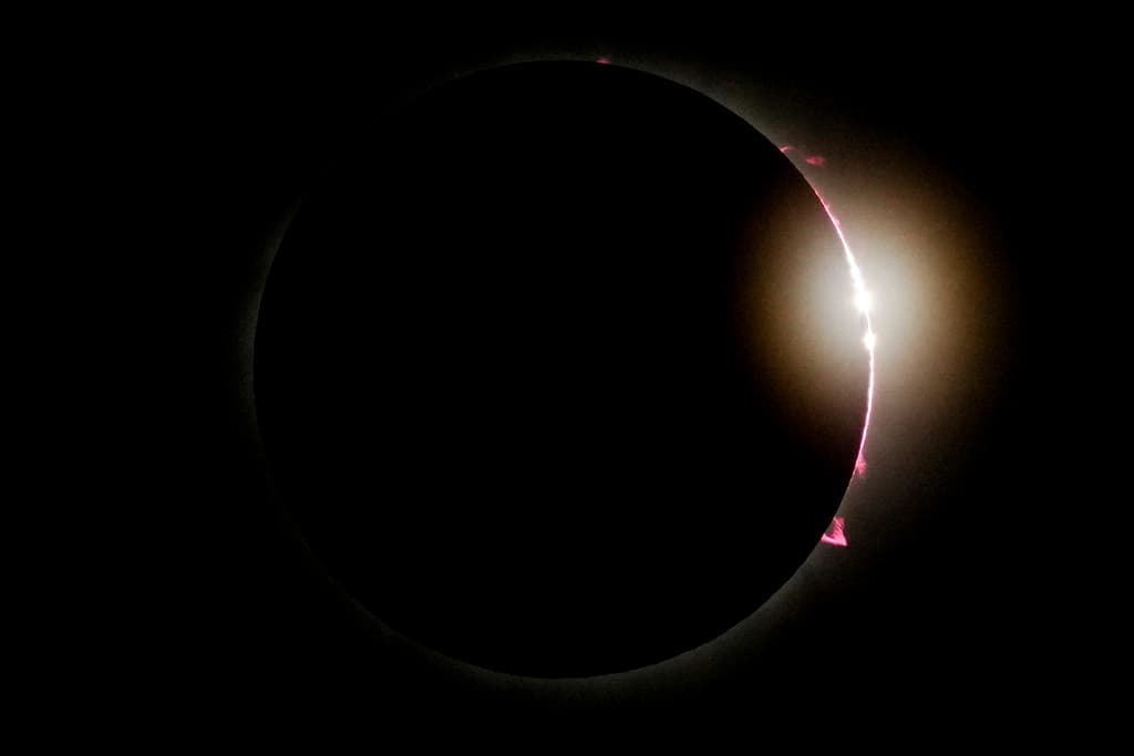Así lo vieron en Mazatlán cuando alcanzó su máxima expresión en la tarde de este 8 de abril.