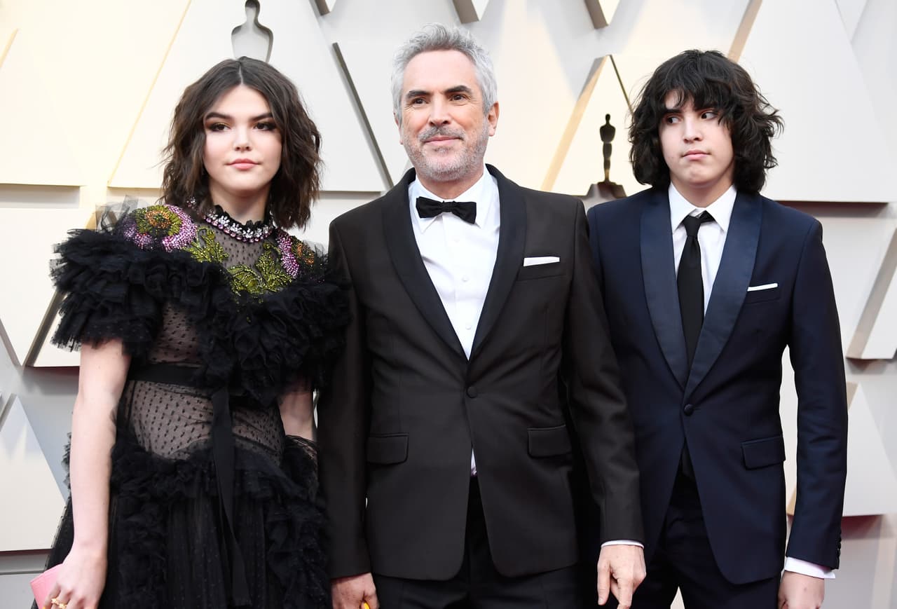 <b>3. Alfonso y familia:</b> Cuando Alfonso Cuarón apareció en la alfombra acompañado de sus hijos Olmo y Tess.