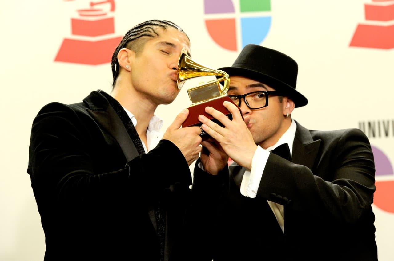 Recientemente, ambos artistas han confirmado su separación para emprender proyectos individuales. En 
<a href="http://www.univision.com/shows/el-gordo-y-la-flaca/exclusiva-nacho-nos-confeso-las-verdaderas-razones-por-las-que-se-separo-de-chino-video">una entrevista con 'El Gordo y la Flaca',</a> Nacho epecifíco que su separación no era un asunto de dinero.