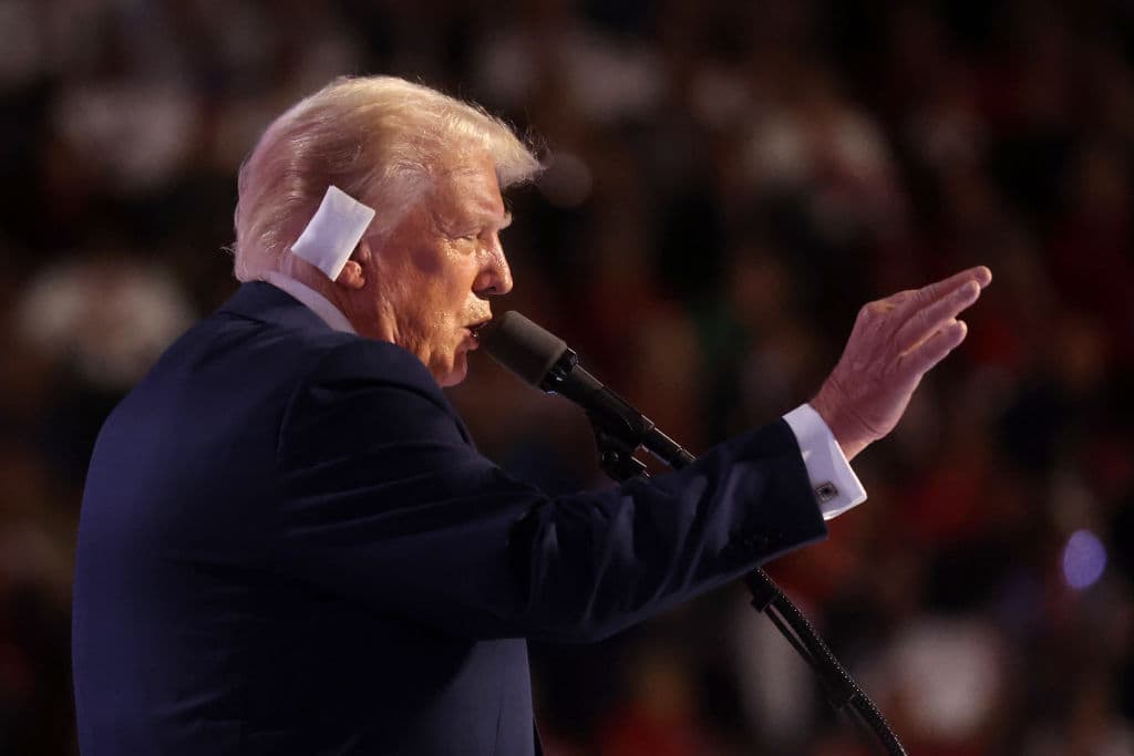 Una supuesta invasión de inmigrantes, más muro y que vienen criminales: el engañoso discurso que Trump sigue repitiendo 