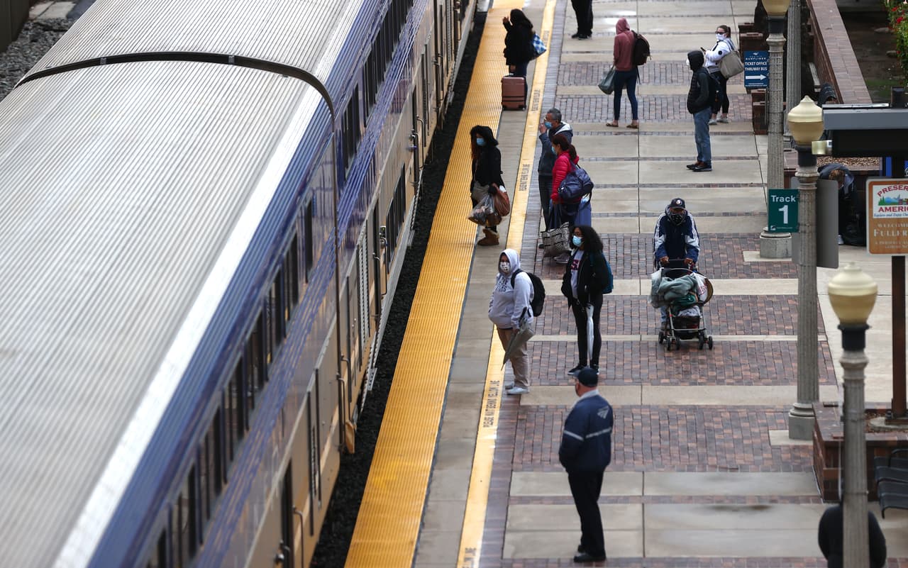 Amenaza de huelga en Amtrak únicamente interrumpió viajes de tren entre Sacramento y Bakersfield