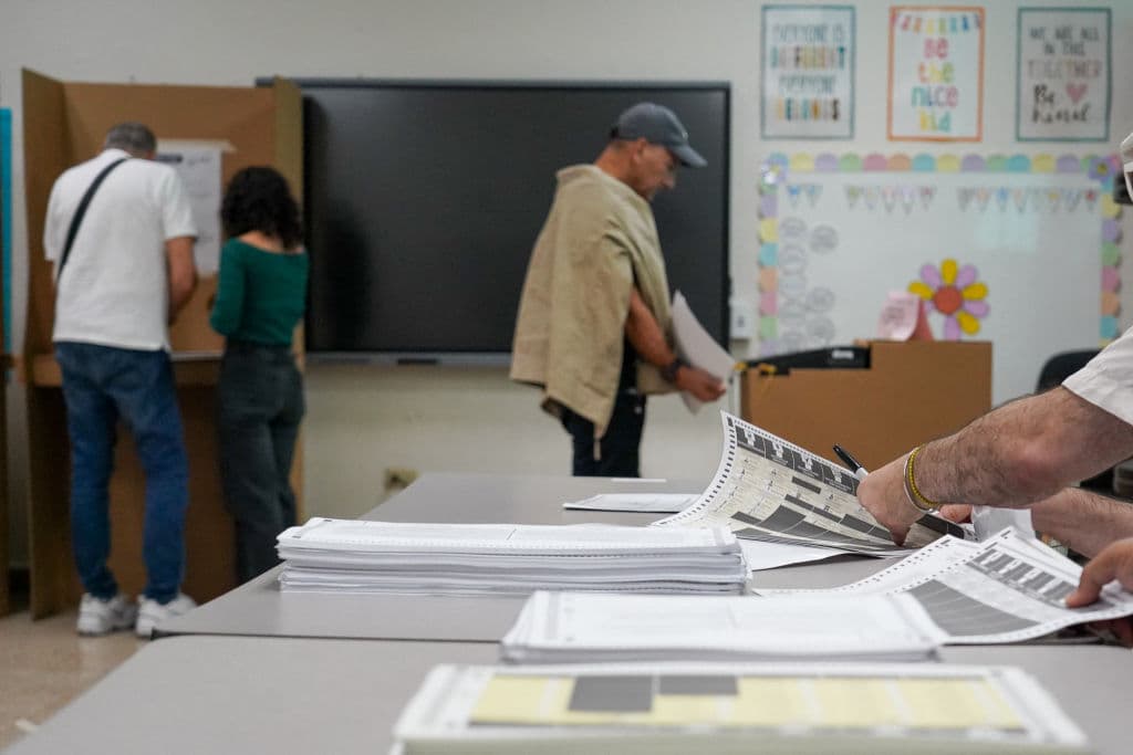 Puerto Rico vota en unas elecciones que ya son históricas más allá del resultado