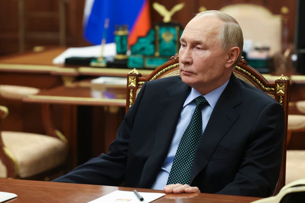 Putin aprueba la nueva doctrina que autoriza a Rusia a responder con armas nucleares a un ataque convencional