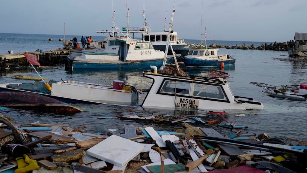 Qué saldo deja en EEUU la violenta temporada de huracanes del Atlántico de 2024 que concluye este sábado