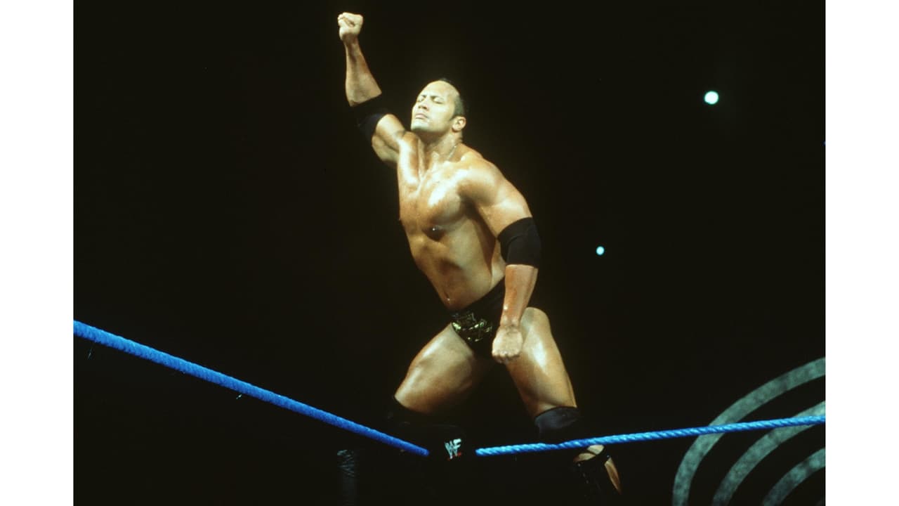 Dwayne Johnson 'La Roca' con cabello