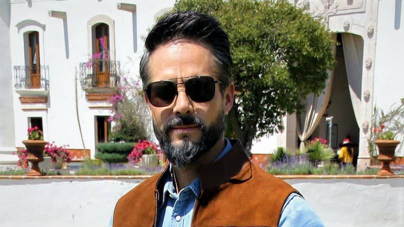 José Ron confiesa por qué es “un gran reto” hacer las escenas íntimas en ‘La Mujer del Diablo’