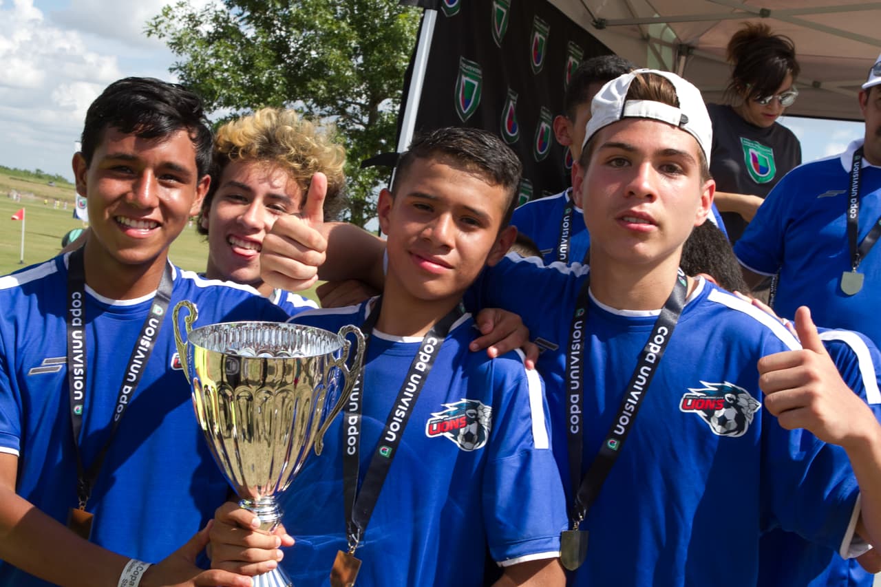 La Copa Univision Austin tuvo lugar este fin de semana y estos fueron los equipos galardonados con el primer lugar de su división.