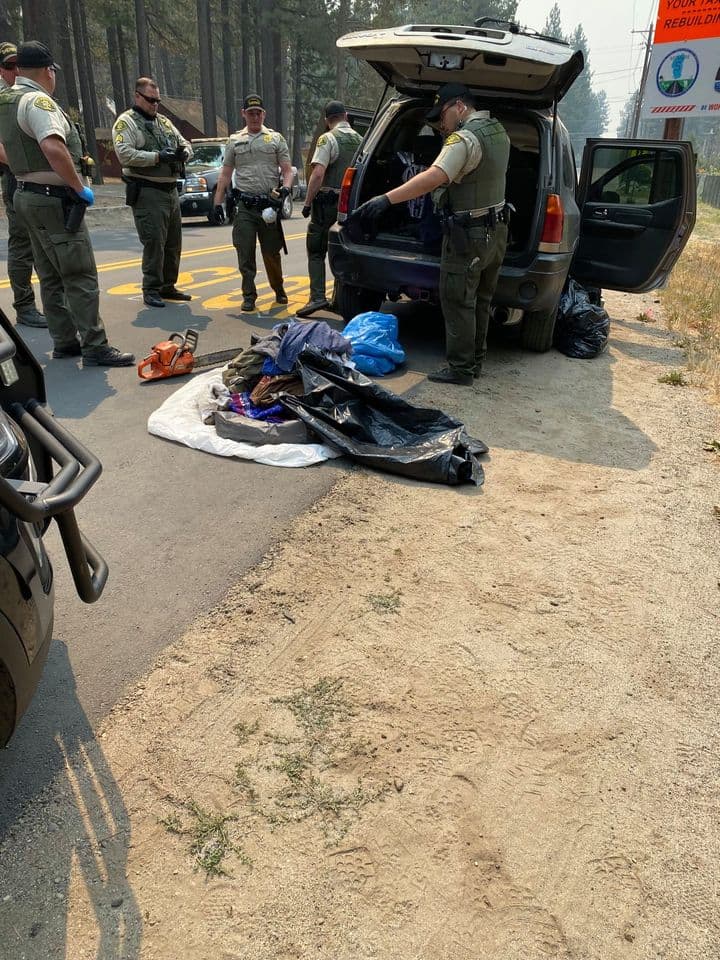 En los días después de la evacuación de South Lake Tahoe por el 
<a href="https://www.fire.ca.gov/incidents/2021/8/14/caldor-fire/" target="_blank">incendio Caldor</a>, agencias del orden de todo California han estado patrullado las zonas evacuadas.
