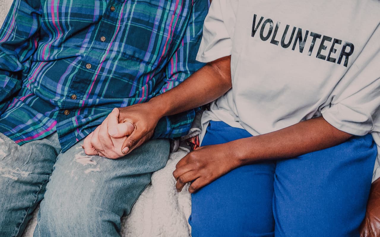 <b>El Buen Samaritano</b>
<br>512-439-8900
<br>
<br>La organización sirve a la comunidad latina del centro de Texas y busca proveer necesidades esenciales a familias.