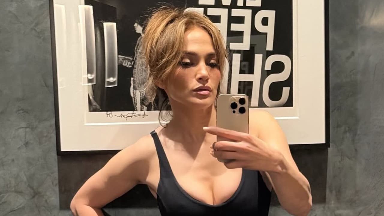 Jennifer Lopez comparte sus razones para estar agradecida y enciende la polémica, ¿es sincera?